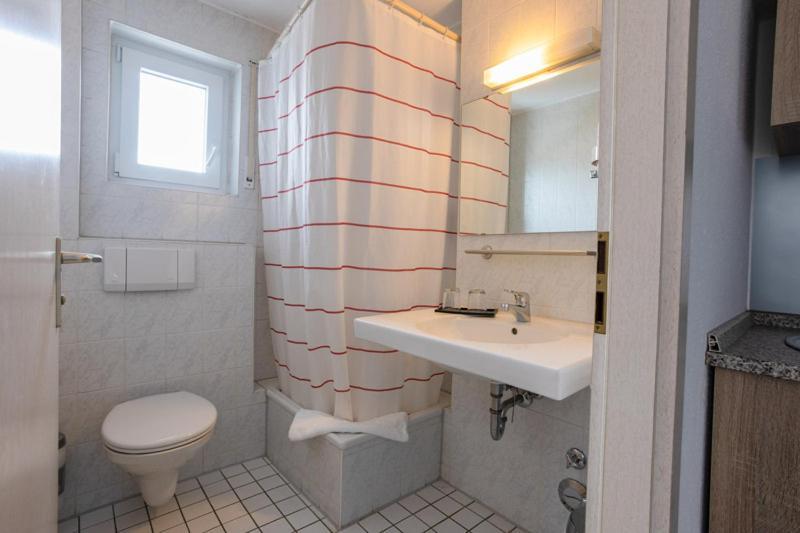 Hotel Freihof Stuttgart Bagian luar foto